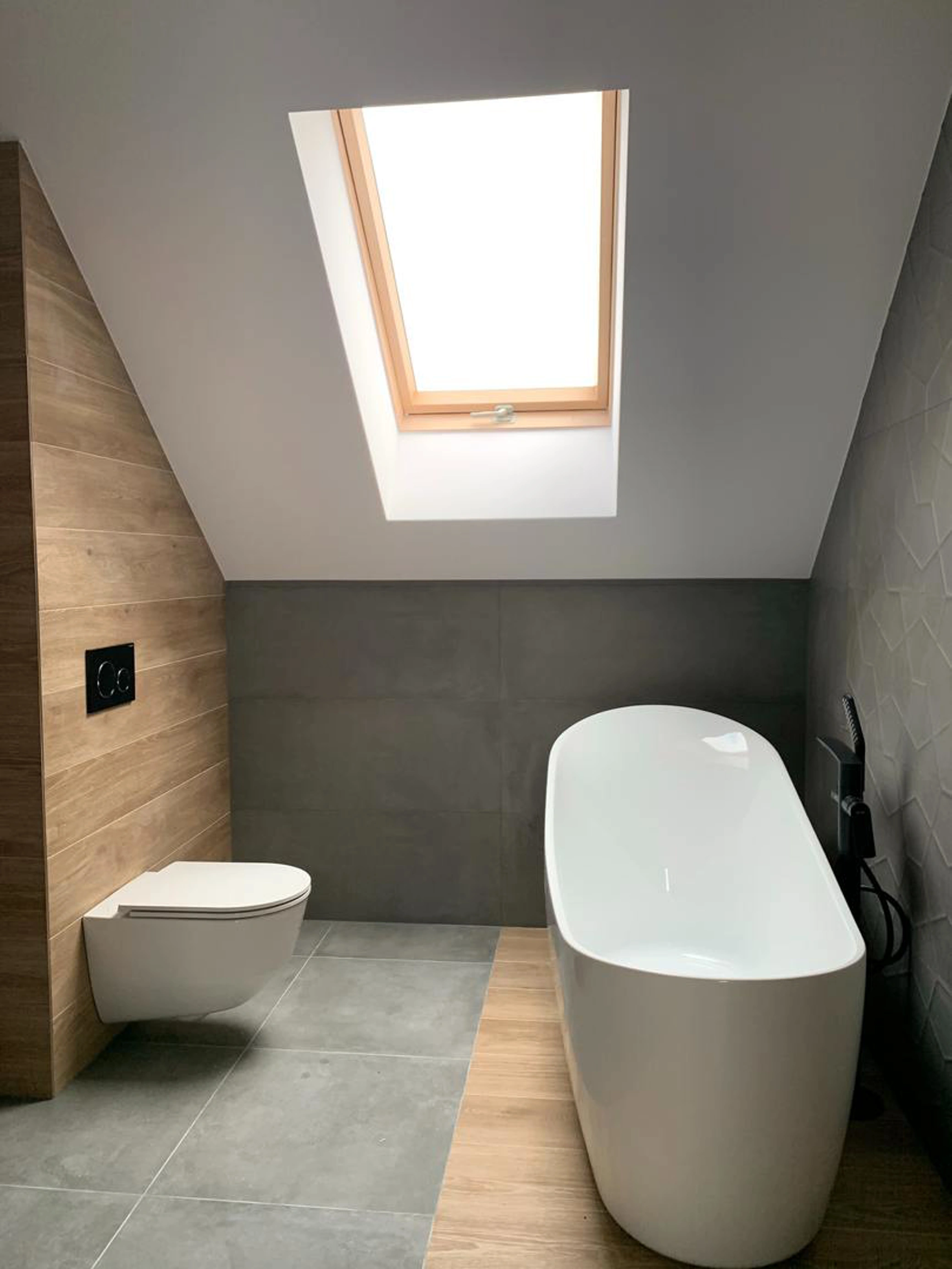 Skylight window in modern bathroom